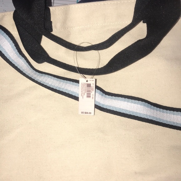 Victoria’s Secret tote - Picture 2 of 2